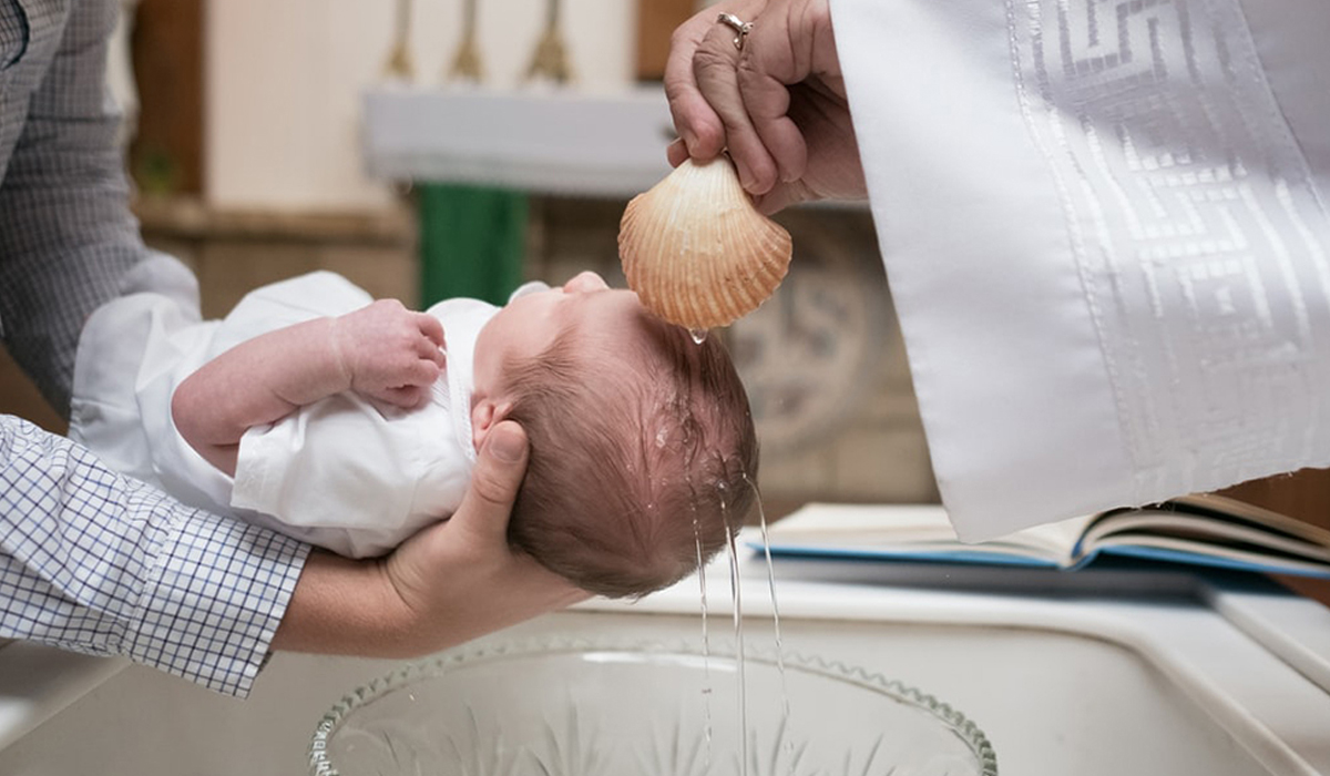 o sacramento do Batismo e a escolha dos padrinhos